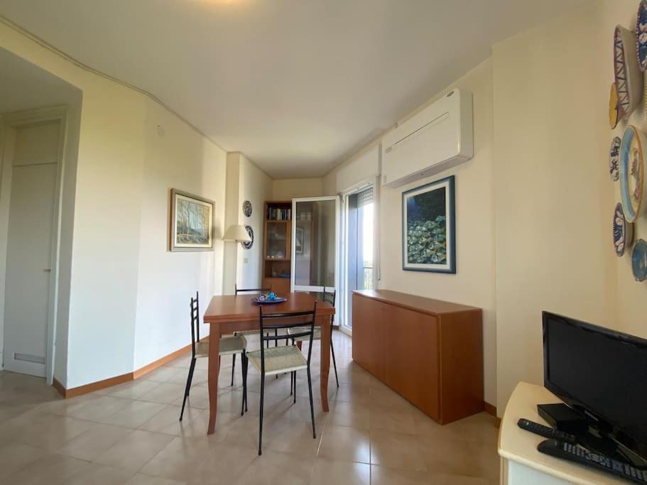 Appartamento Con Vista Panoramica E Piscina Lignano Sabbiadoro Exterior photo