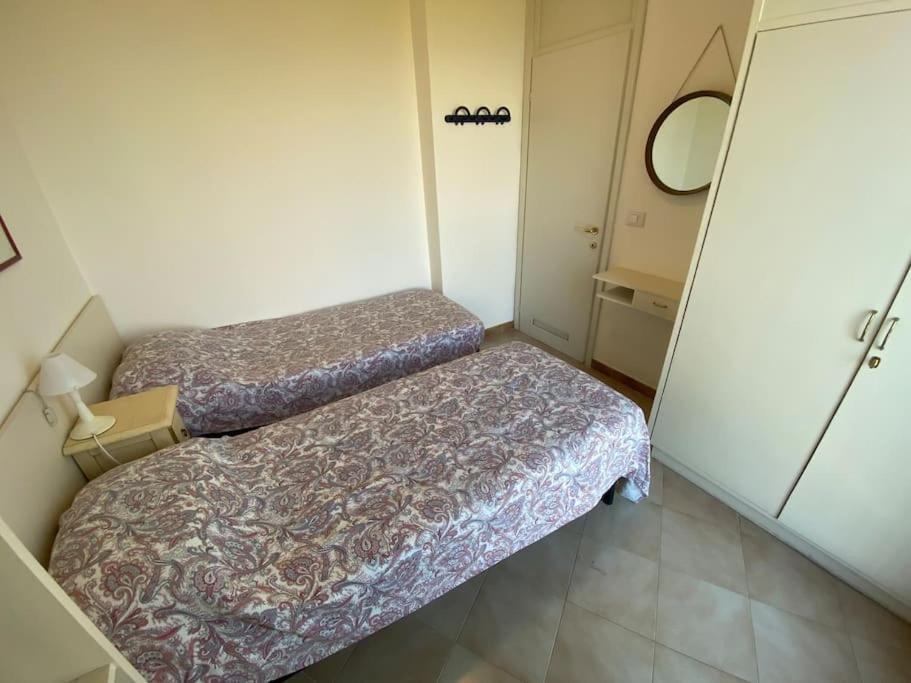 Appartamento Con Vista Panoramica E Piscina Lignano Sabbiadoro Exterior photo